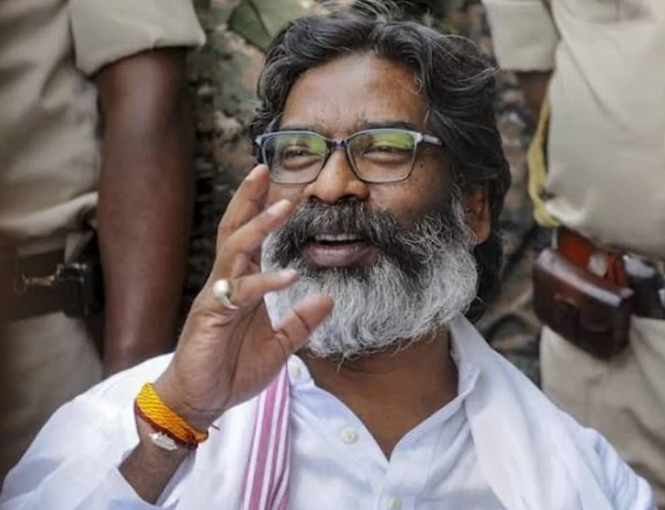 “You suppressed material facts”: Hemant Soren withdraws interim Bail plea after Supreme Court refuses to entertain it