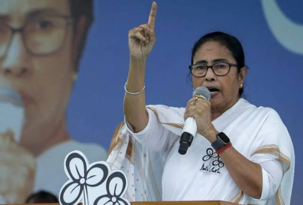 “The exit poll numbers are a sham”, Mamata Banerjee exudes confidence in SP, TMC, RJD, DMK but stays silent on Congress