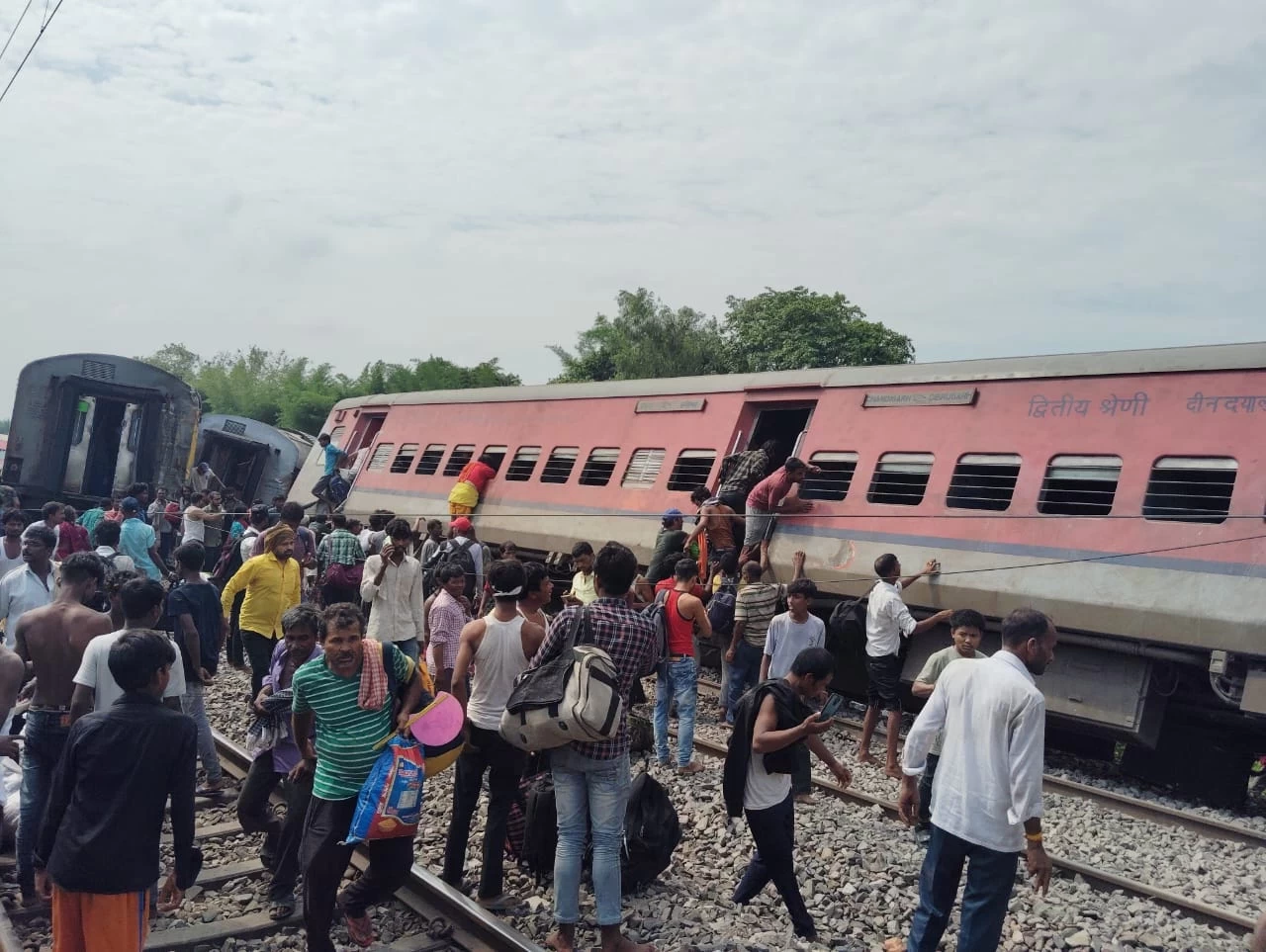 Chandigarh Dibrugarh Express derails in Uttar Pradesh, 2 dead, over 60 injured; Another train tragedy in 32 days