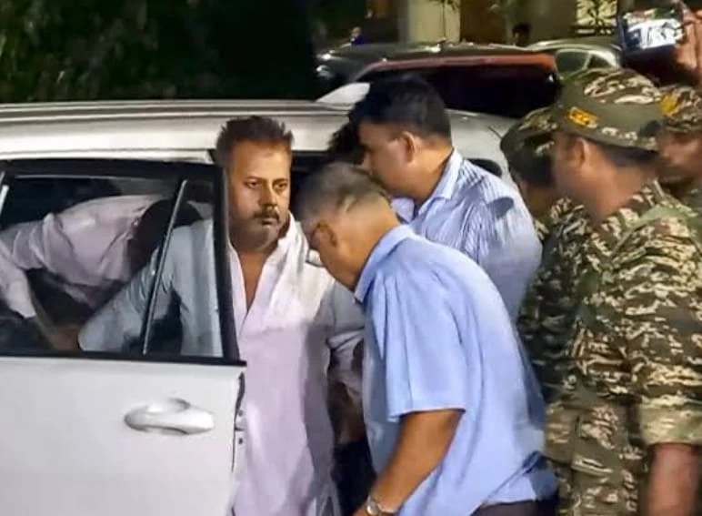West Bengal Medical Council Revokes Sandip Ghosh’s Medical License amid CBI Investigation