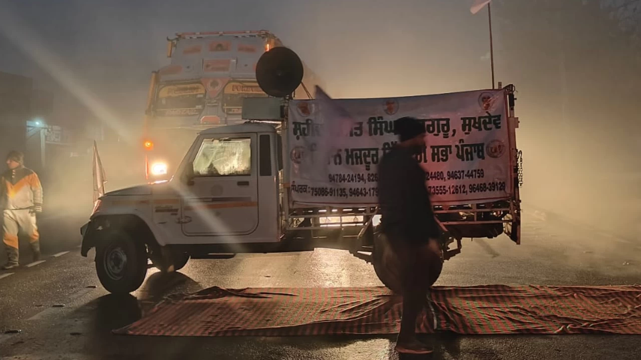 Punjab Bandh: Farmers Stage Protests, Block Roads and Railways over Unmet Demands