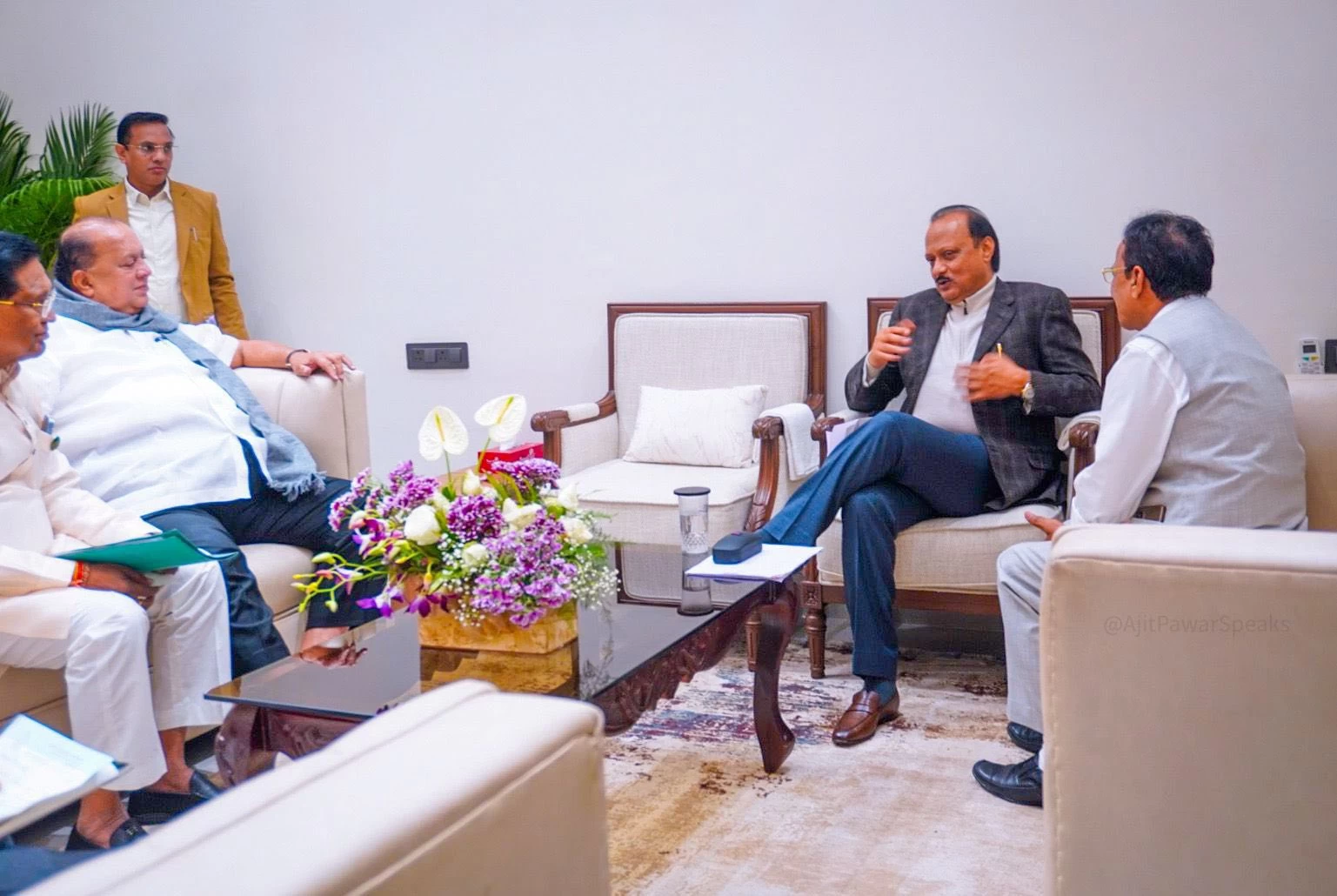 Ajit Pawar Attends Maharashtra Winter Session amid Unresolved Portfolio Allocation; Internal Dissent Brews, Bhujbal Hints at Breaking Away
