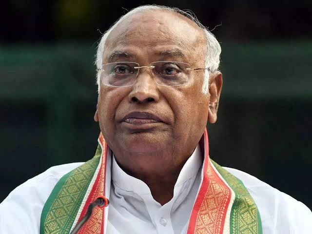 Congress President Kharge Loses His Calm in Rajya Sabha Over BJP MP’s Interruption