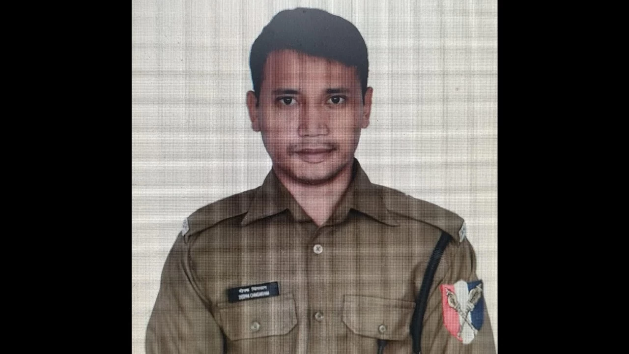 BSF Constable Martyred in Cross-Border Firing in Jammu; Tributes Pour In for the Fallen Soldier