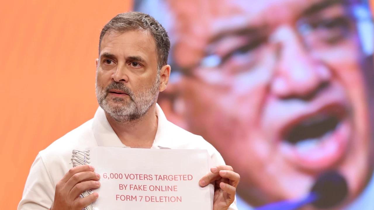 “Backed by 100% Proof”: Rahul Gandhi Accuses CEC Gyanesh Kumar of Shielding ‘Vote Chori’
