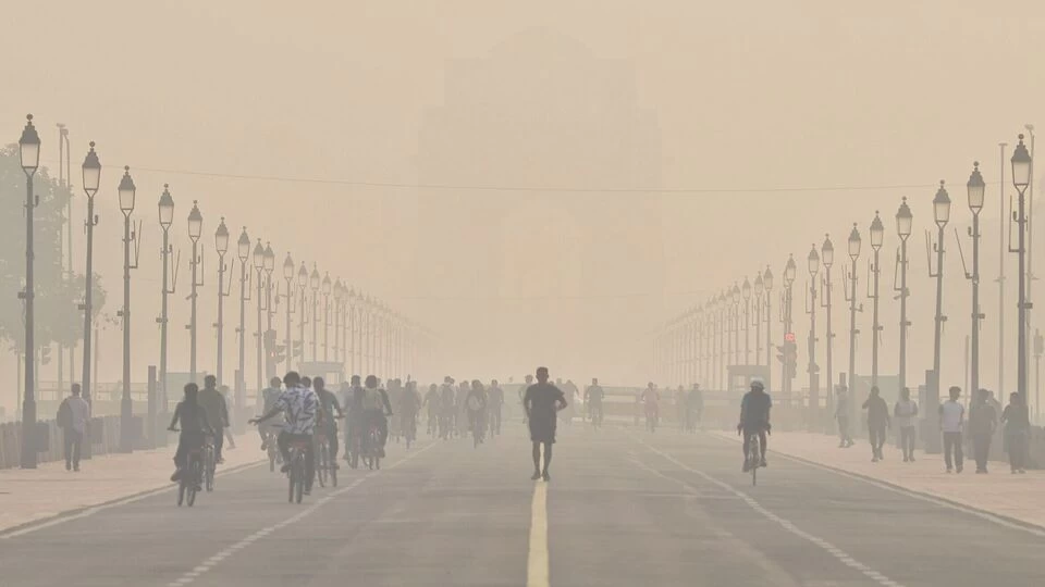 Delhi Pollution Row Intensifies as BJP, AAP Trade Barbs Over Accountability